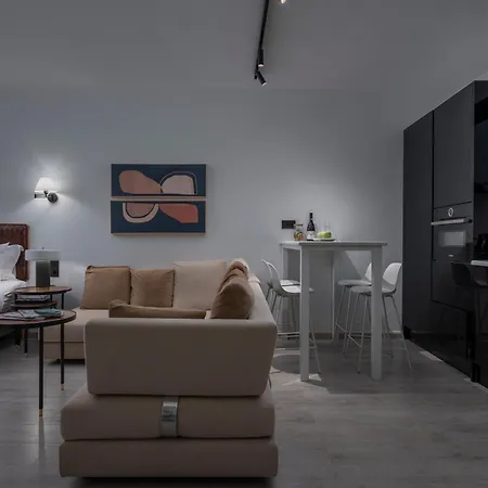 Embassy Elegant סלוניקי