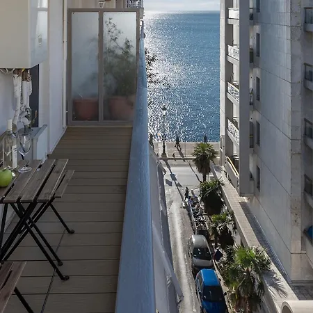 Embassy Elegant Apartment *